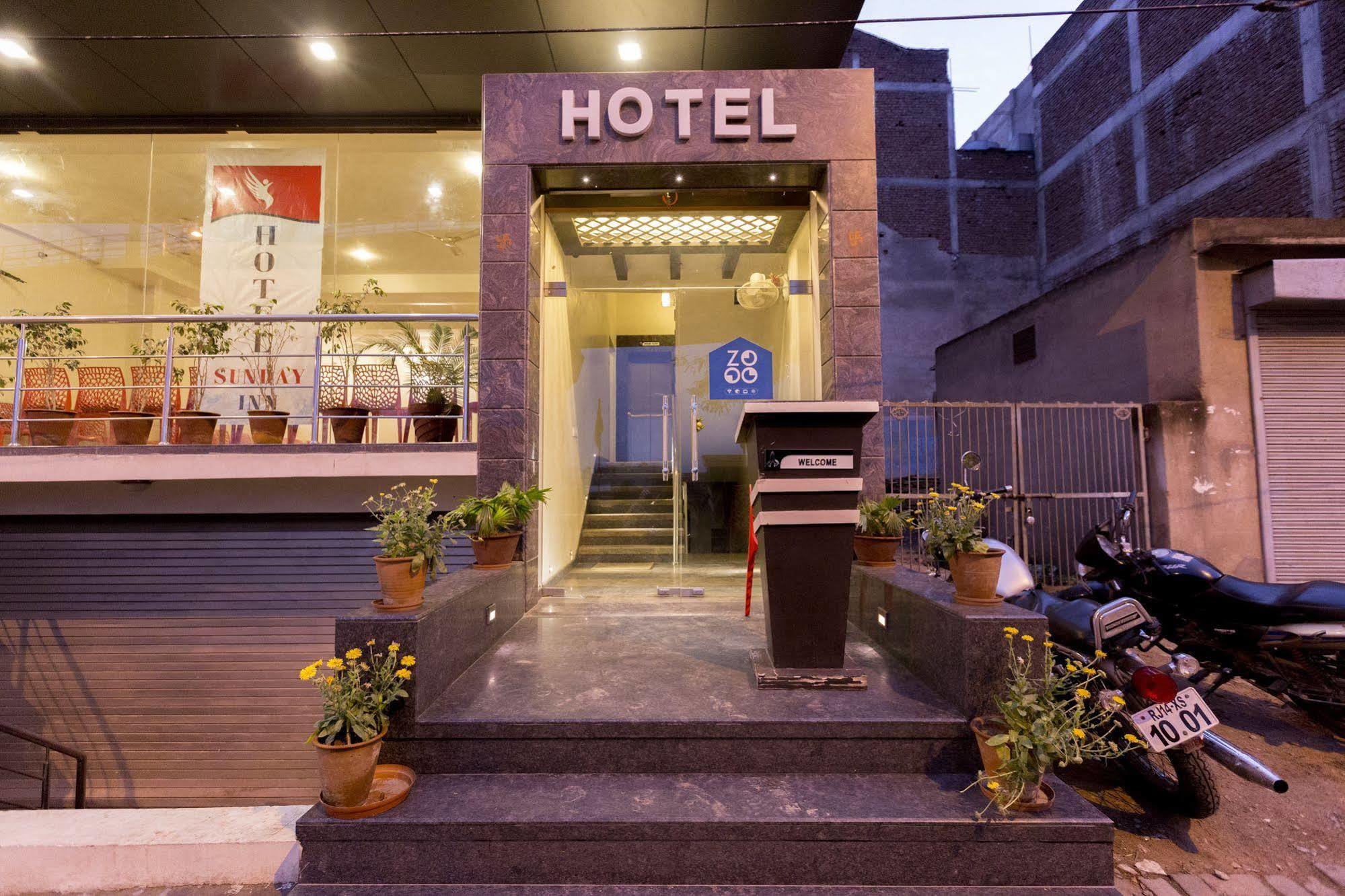Hotel Sunday Inn Jaipur Ngoại thất bức ảnh