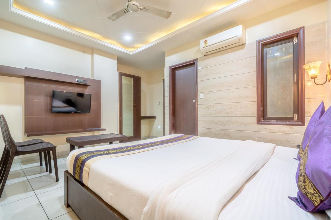 Hotel Sunday Inn Jaipur Ngoại thất bức ảnh