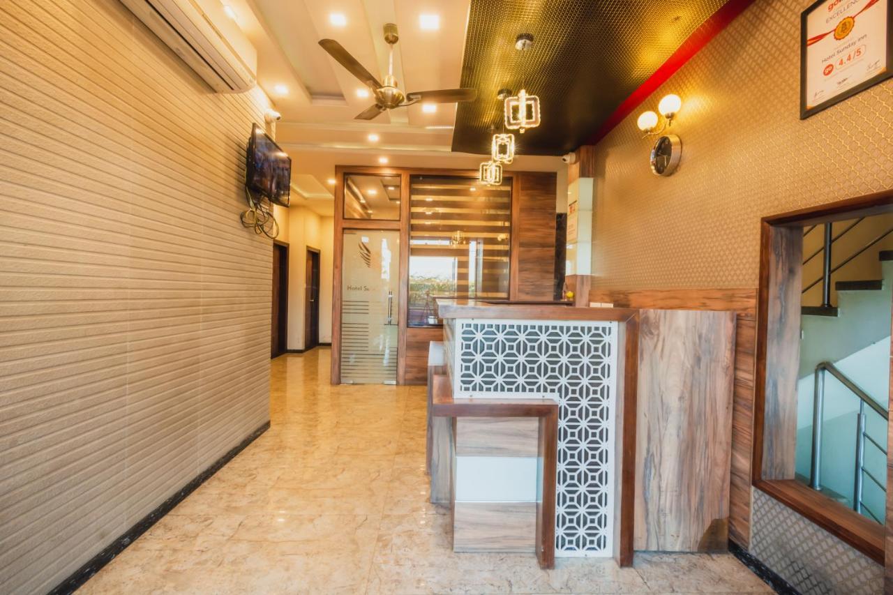 Hotel Sunday Inn Jaipur Ngoại thất bức ảnh