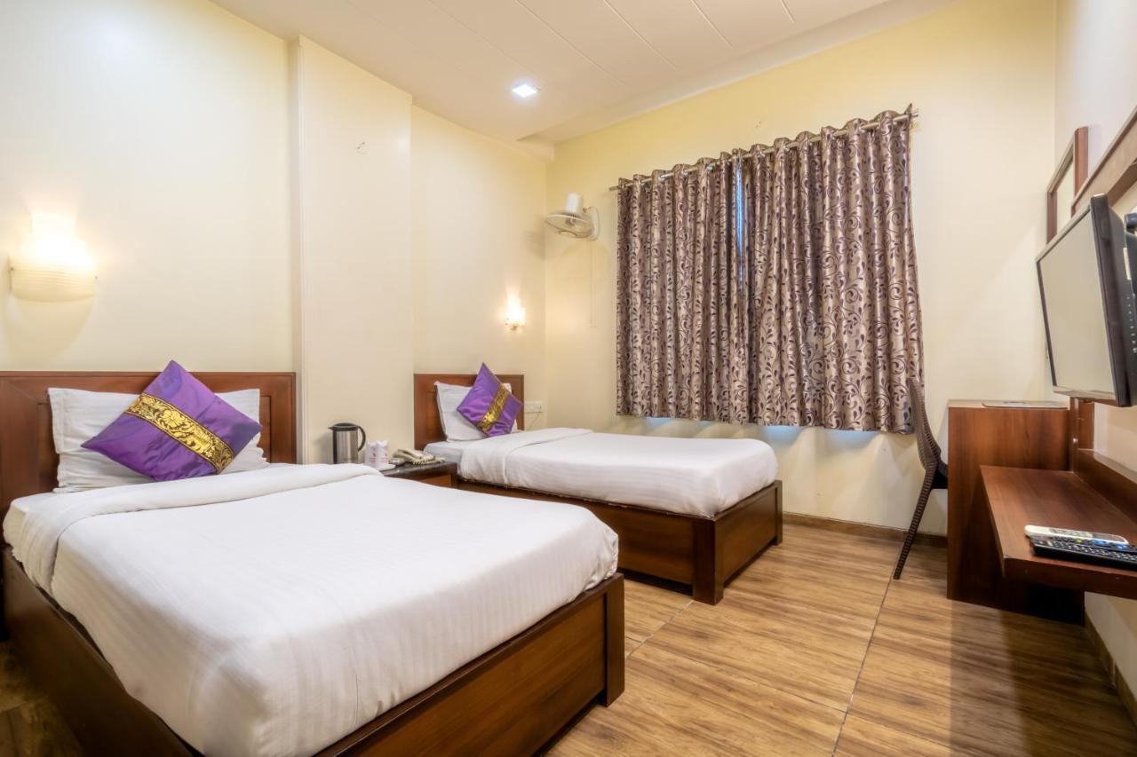 Hotel Sunday Inn Jaipur Ngoại thất bức ảnh