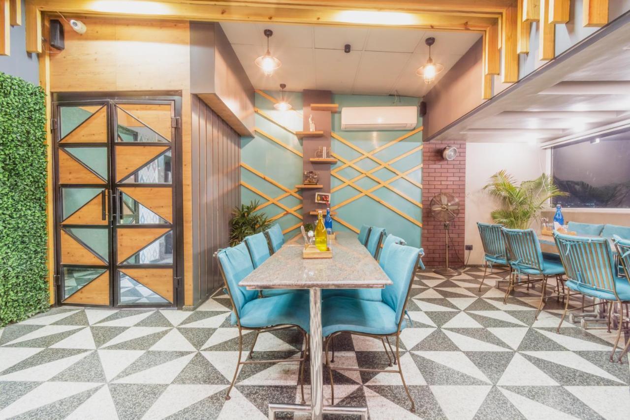 Hotel Sunday Inn Jaipur Ngoại thất bức ảnh