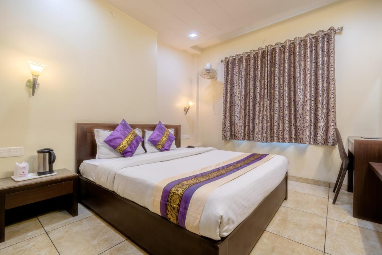 Hotel Sunday Inn Jaipur Ngoại thất bức ảnh