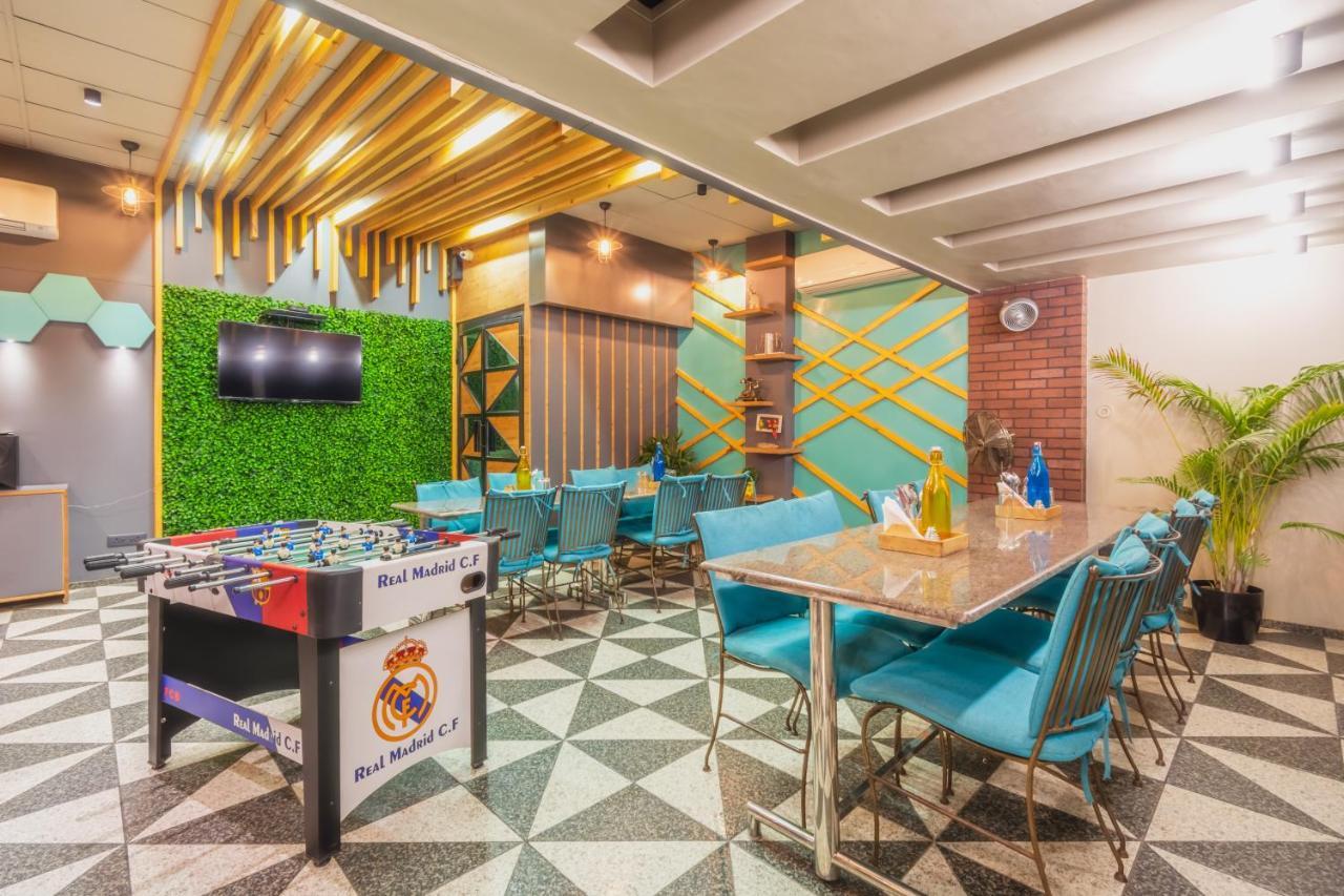Hotel Sunday Inn Jaipur Ngoại thất bức ảnh
